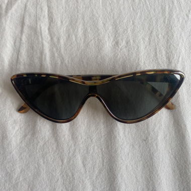Lunettes de soleil Y2K