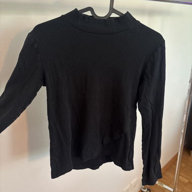 Black ribbed long-sleeve top