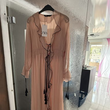 Robe Zara, taille L, estivale, neuve avec étiquette