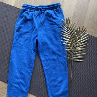 blaue jogginghosen 