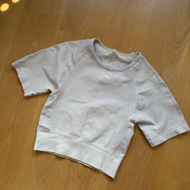 Sportliches Kurzarm-Top
