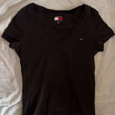 Tommy Jeans V neck T-shirt
