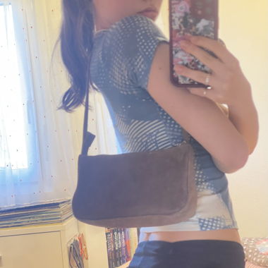 brown handbag