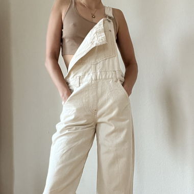 Jeans with straps