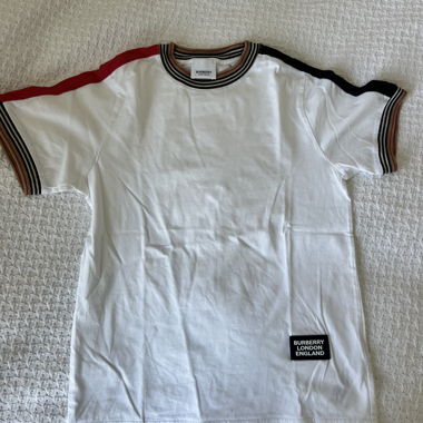 Burberry T Shirt