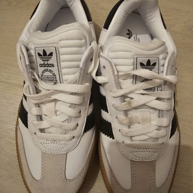 Baskets adidas