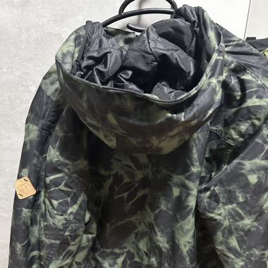 Tarnjacke