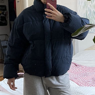 Dark blue puffer jacket