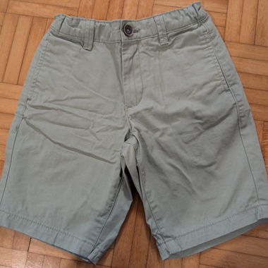 2 pantaloni corti
