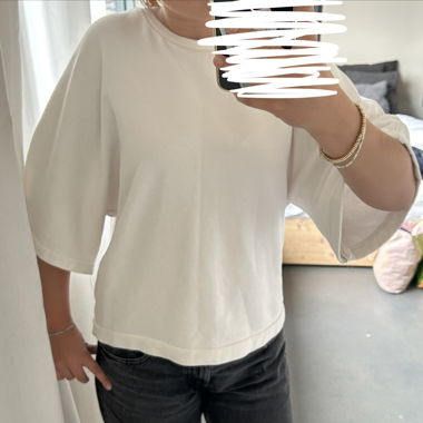 Maglione stile scandinavo a maniche corte