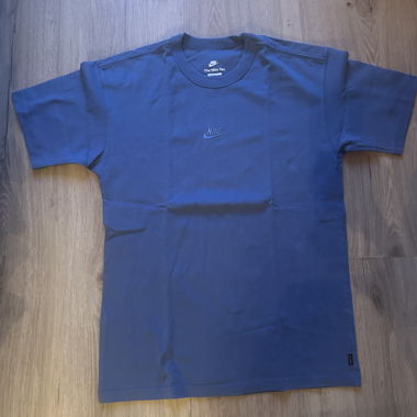 T-shirt Nike bleu The Nike Tee