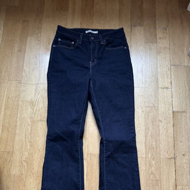 Levis jeans