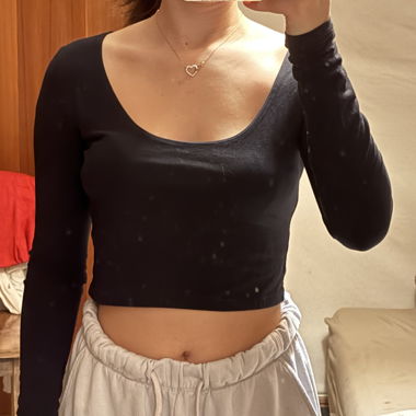 Low-cut sweater
