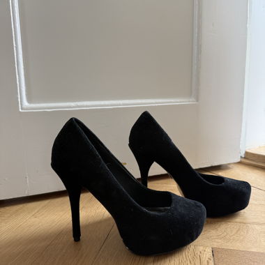 Décolleté nere con plateau