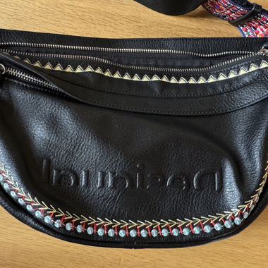 Marsupio Desigual in ecopelle