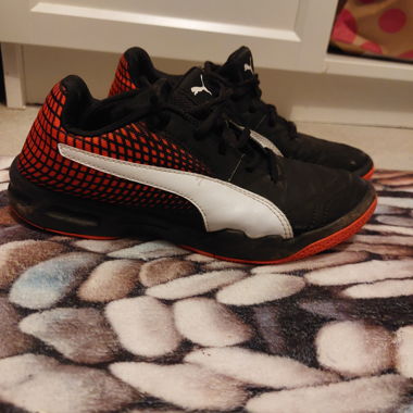 Pume Fussball Hallenschuhe
