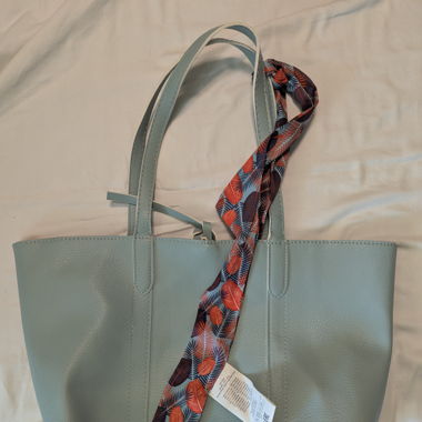 Sac à Main en Cuir Vert avec Bandeau Amovible Neuf
