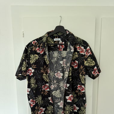 Chemise à fleurs 