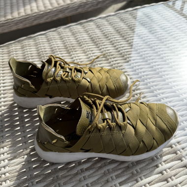 Sneaker Nike oliva