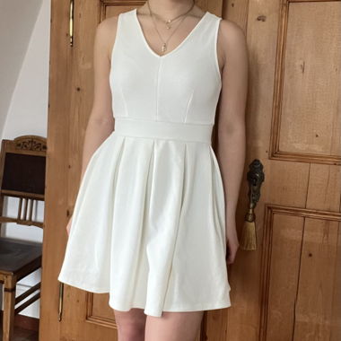 Weisses Kleid