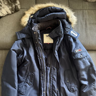 Tommy Jeans Winterjacke Grösse S