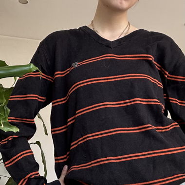 Guess sweater