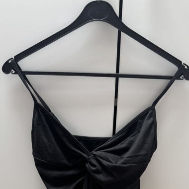 Top noir papillon 