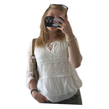 Blouse blanche brodée