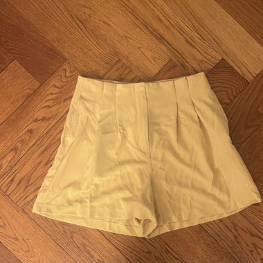 schöne gelbe Stoffhose