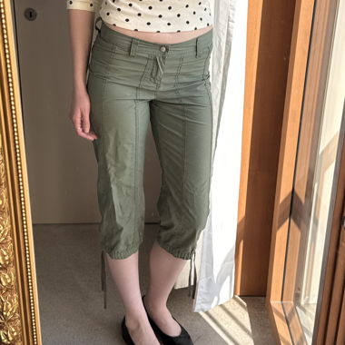 Vintage Cargo Style Capri Pants