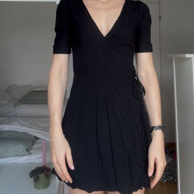 Wickelkleid von NA-KD Grösse 38