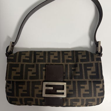 Fendi Baguette