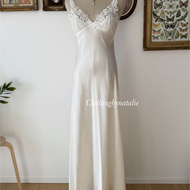 Abito lungo maxi da sposa in raso Neiman Marcus, taglia S