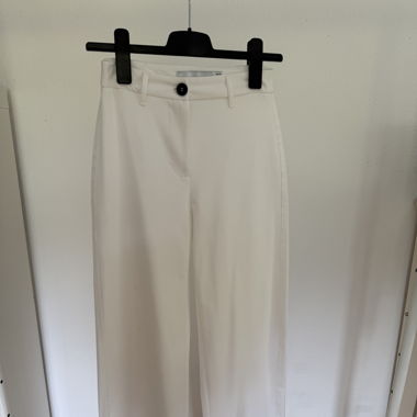 Weisse Stoffhosen 