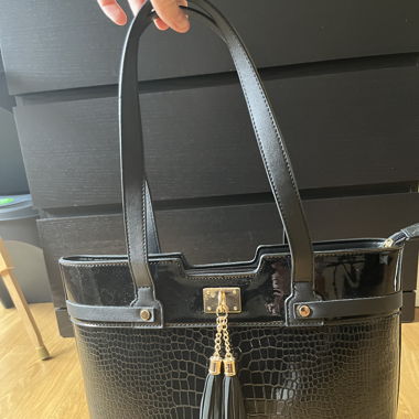 Handtasche