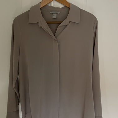 Camicia beige/grigia a maniche lunghe