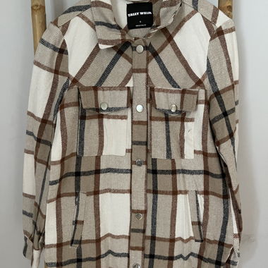 Sur chemise beige et marron 
