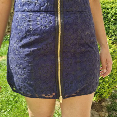 Jupe bleu marine en dentelle