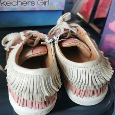 Scarpe bambina taglia 28