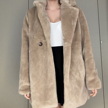 Pelzmantel (Fake fur)