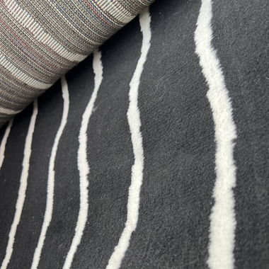 2 tapis rayé noir et blanc 133x195