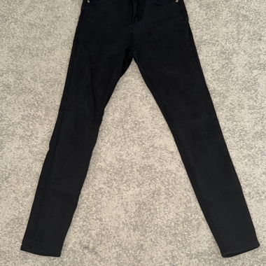 Zelera schwarze Hose Gr. 38