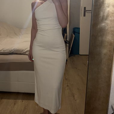 Weisses Zara Midi-Kleid