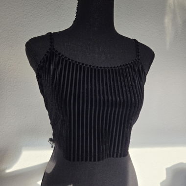 Top Corto Nero