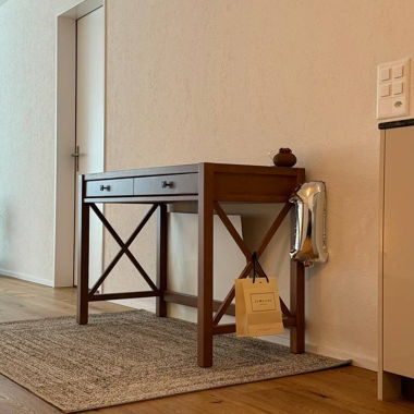Desk with a drawer - Schreibtisch mit Schublade
