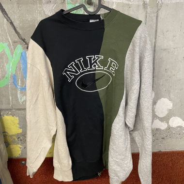 Vintage Nike Classic Sweater
