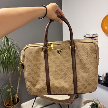 Sacoche Guess / Sac pour ordinateur portable marron