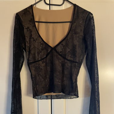 Top in pizzo nero, taglia S