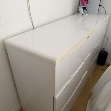 Commode blanche laquée