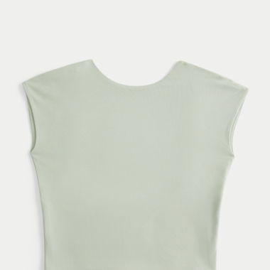 backless tshirt